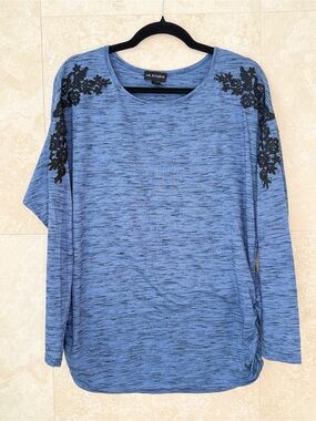 I.N. Studio Blue Heathered Knit Top Black Lace Shoulder Detail XL